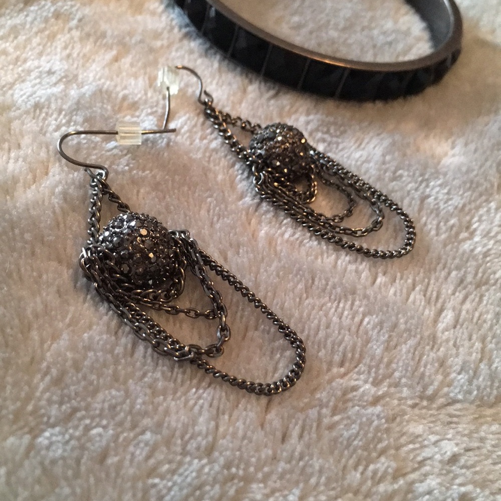 🕷 Earring & Bracelet Matching Set - Picture 3 of 4